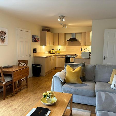 Conaglen, Glenloch View, Fort William 2-Bedroom Loch Side Flat المظهر الخارجي الصورة