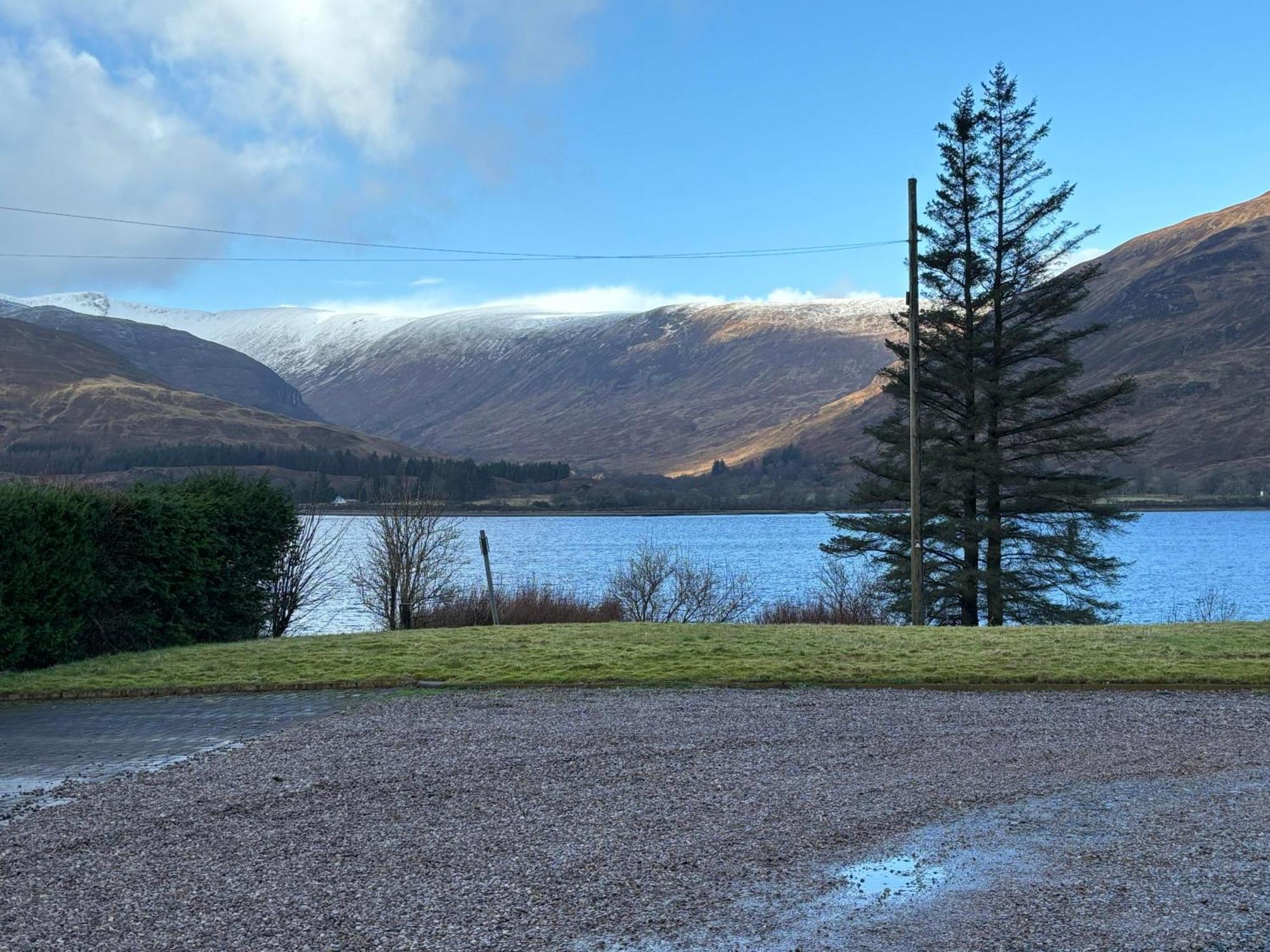 Conaglen, Glenloch View, Fort William 2-Bedroom Loch Side Flat المظهر الخارجي الصورة